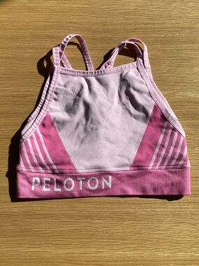 Peloton Light Pink Racerback Support Bra with Dark Pink Accents Size Small